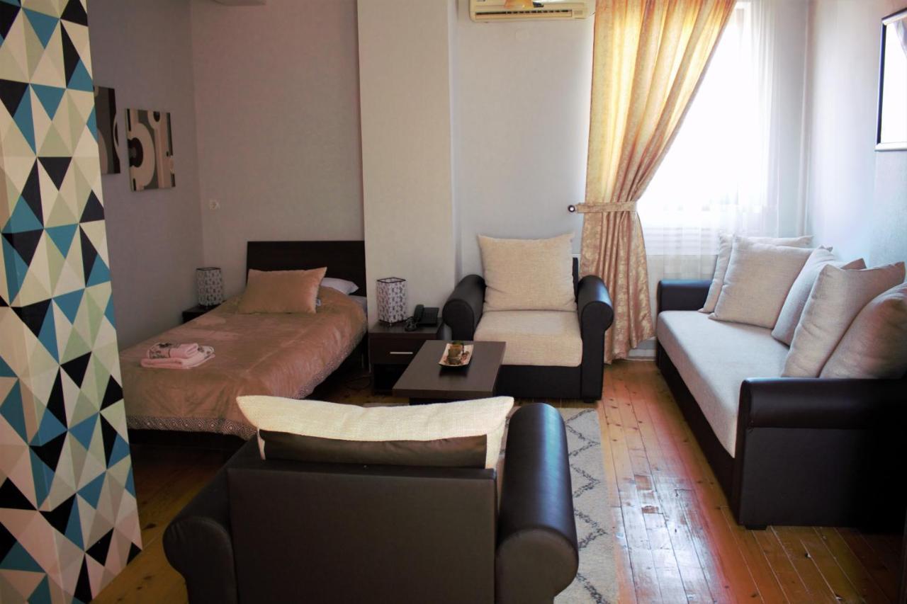 Garni Hotel City Κρούσεβατς Εξωτερικό φωτογραφία