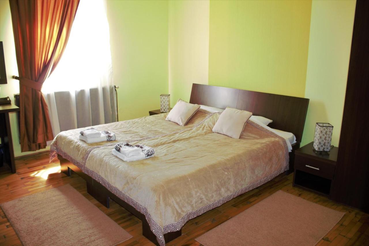 Garni Hotel City Κρούσεβατς Εξωτερικό φωτογραφία