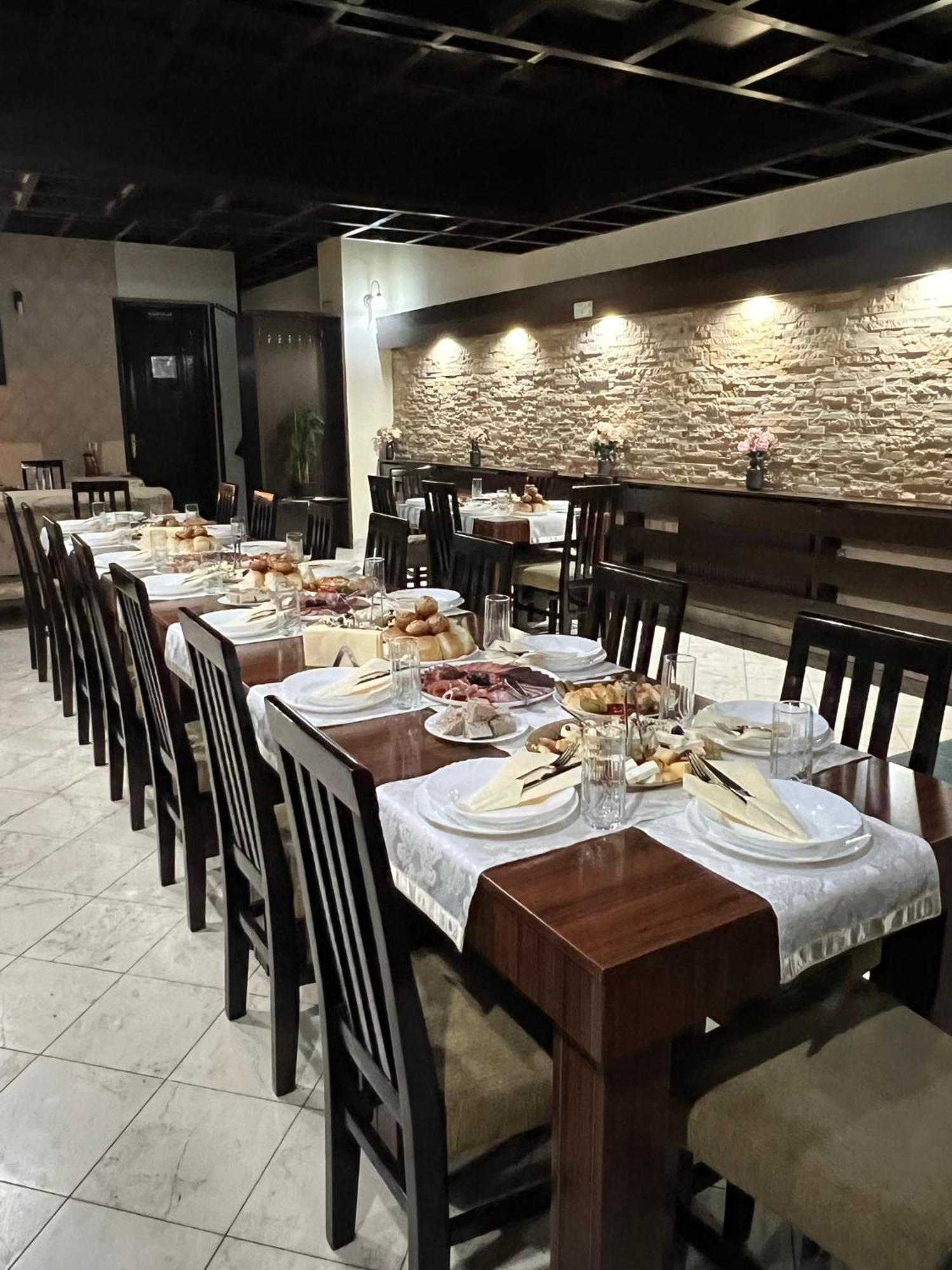 Garni Hotel City Κρούσεβατς Εξωτερικό φωτογραφία